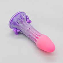Load image into Gallery viewer, V3SKE23 Vaeriya Medium 0030 UV GITD
