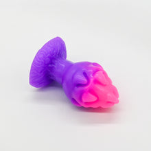 Load image into Gallery viewer, F3SKD30 Dragonfruit Plug Medium 0030 UV GITD
