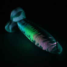 Load image into Gallery viewer, W4SJD09 Tellus Large 0030 UV GITD GOBLIN HOLE
