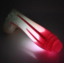 Load image into Gallery viewer, Q4XEZ13 Aquus Large 0020 UV GITD
