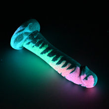 Load image into Gallery viewer, Z2SJD13 Caelus Small 0030 UV GITD
