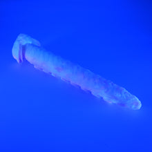 Load image into Gallery viewer, E3MGZ57 Illex Medium 0050 UV GITD
