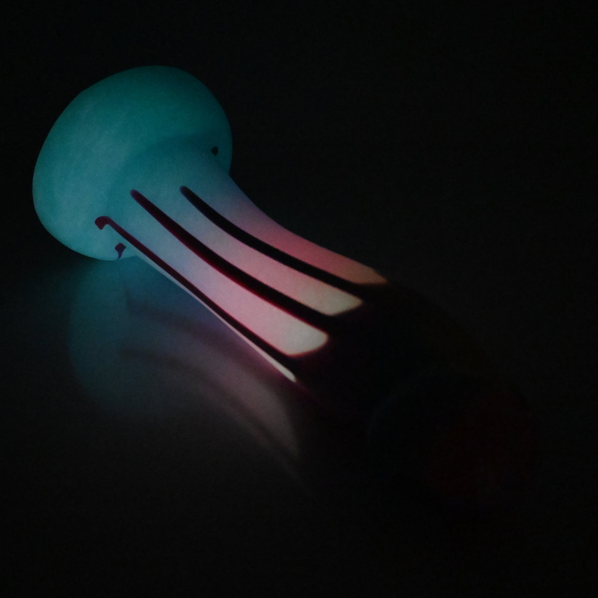 Z4SEZ94 Caelus Large 0030 UV GITD