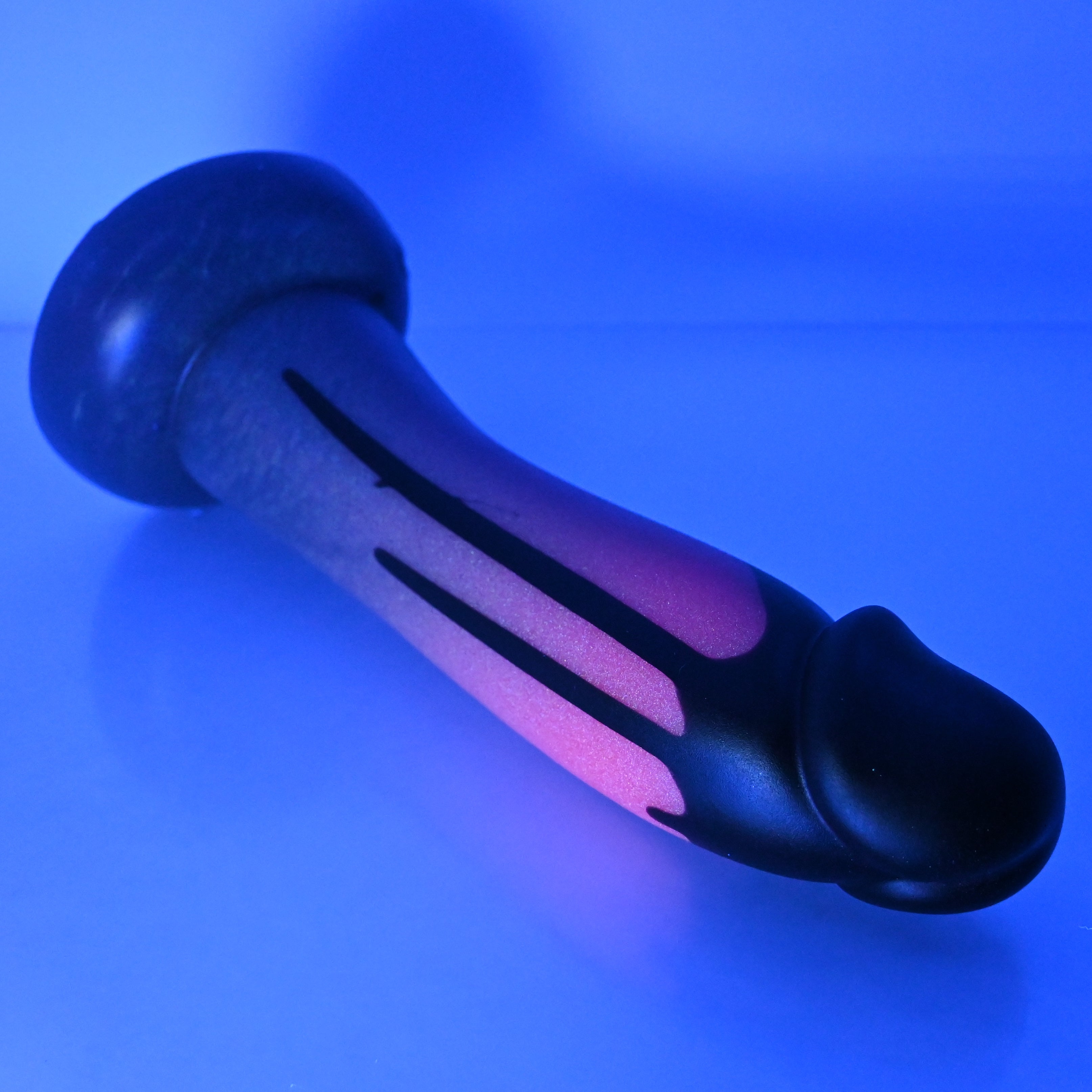Z4SEZ95 Caelus Large 0030 UV GITD