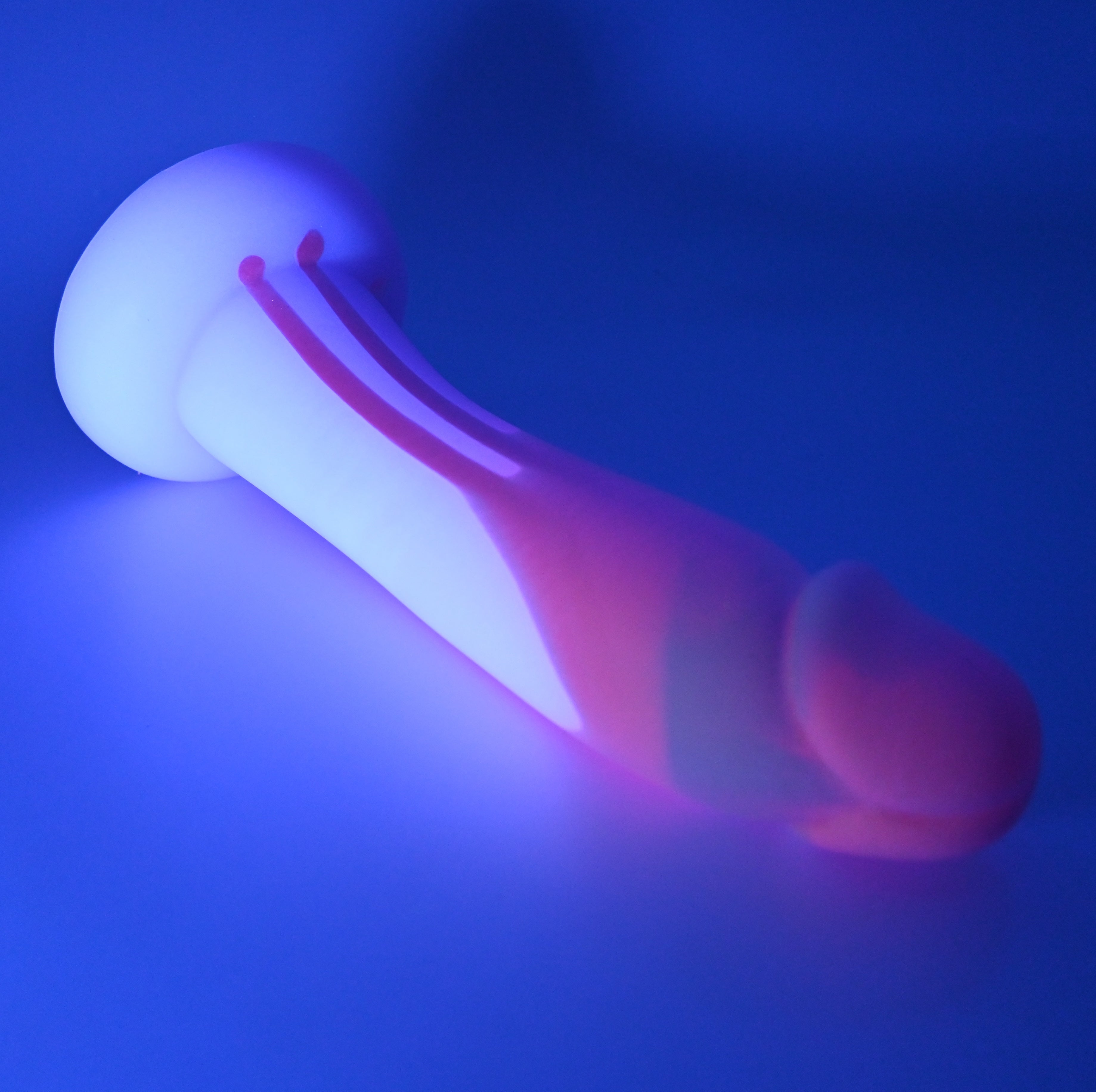 Z4SGA95 Caelus Large 0030 UV GITD
