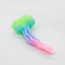 Load image into Gallery viewer, V2SKE26 Snark's Maw Small 0030 UV GITD

