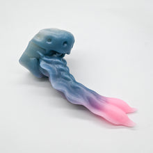 Load image into Gallery viewer, V4SKE32 Snark's Maw Large 0030 UV GITD
