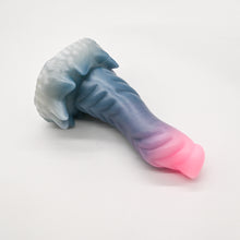 Load image into Gallery viewer, S4SKD94 Snark Large 0030 UV GITD
