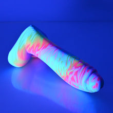 Load image into Gallery viewer, Q2SDY52 Aquus Small 0030 UV GITD
