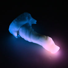 Load image into Gallery viewer, S4SKD94 Snark Large 0030 UV GITD
