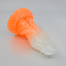 Load image into Gallery viewer, J2SEY68 Jupiter Small 0030 UV GITD
