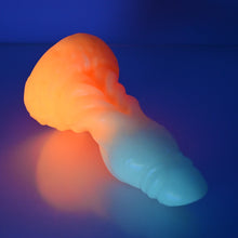 Load image into Gallery viewer, J2SEY68 Jupiter Small 0030 UV GITD
