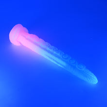 Load image into Gallery viewer, E3SKD27 Illex Medium 0030 UV GITD
