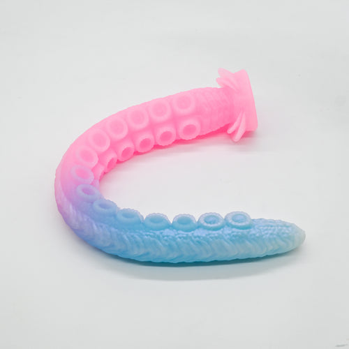 E4MKD29 Illex Large 0050 UV GITD