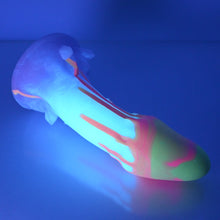 Load image into Gallery viewer, U3MEZ30 Vaeriya Medium 0050 UV GITD
