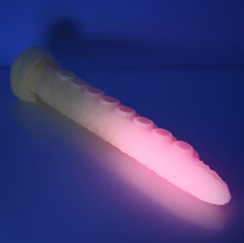 Load image into Gallery viewer, E3XEY41 Illex Medium 0020 UV GITD
