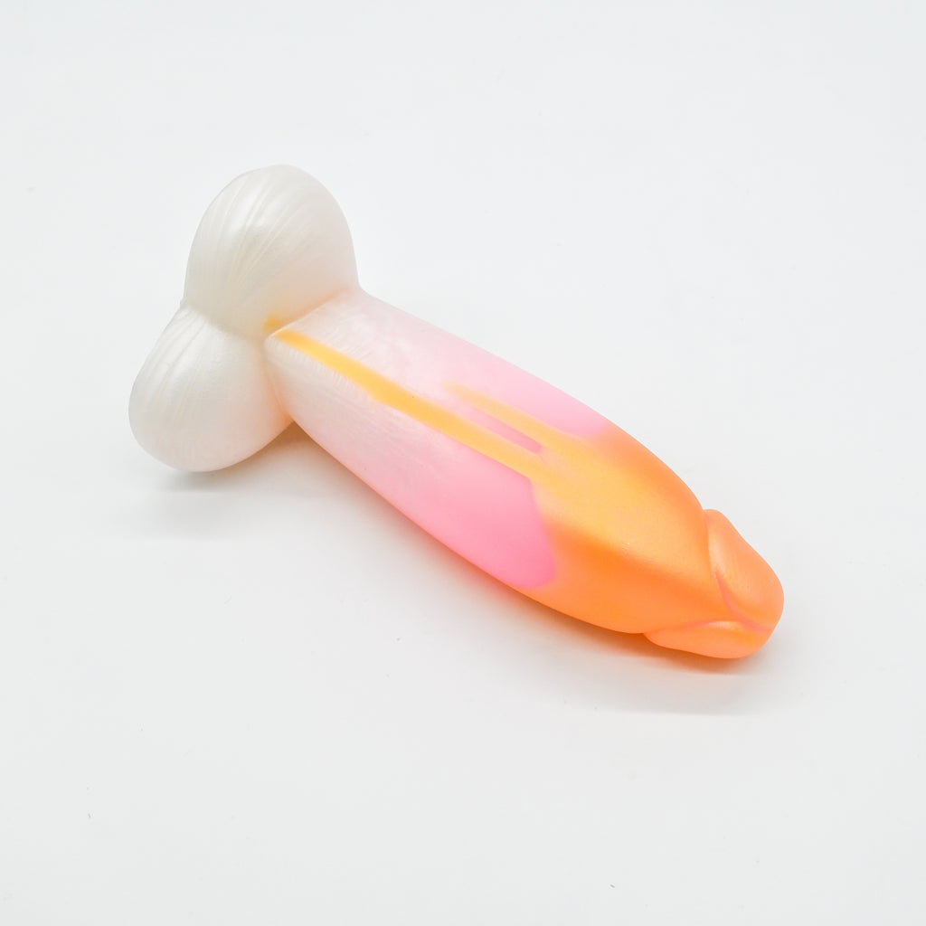 W3MKG16 Tellus Medium 0050 UV GITD GOBLIN HOLE