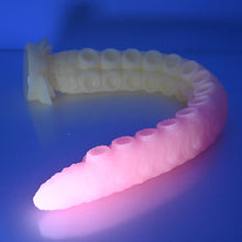 Load image into Gallery viewer, E4XEY47 Illex Large 0020 UV GITD
