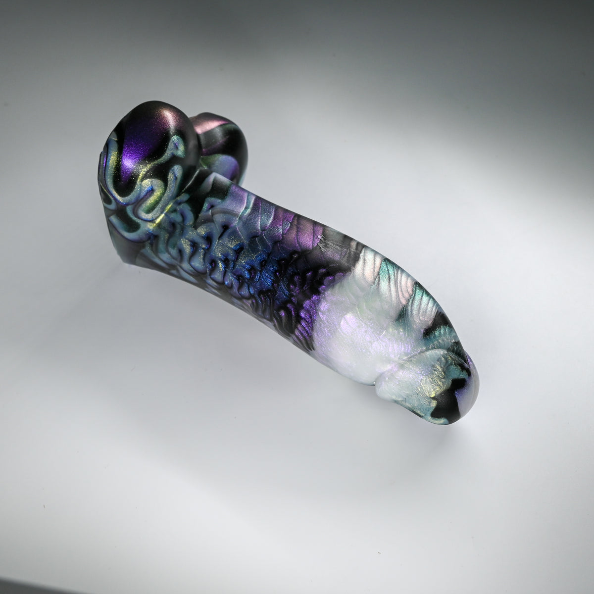 W3MKG17 Tellus Medium 0050 UV GITD GOBLIN HOLE