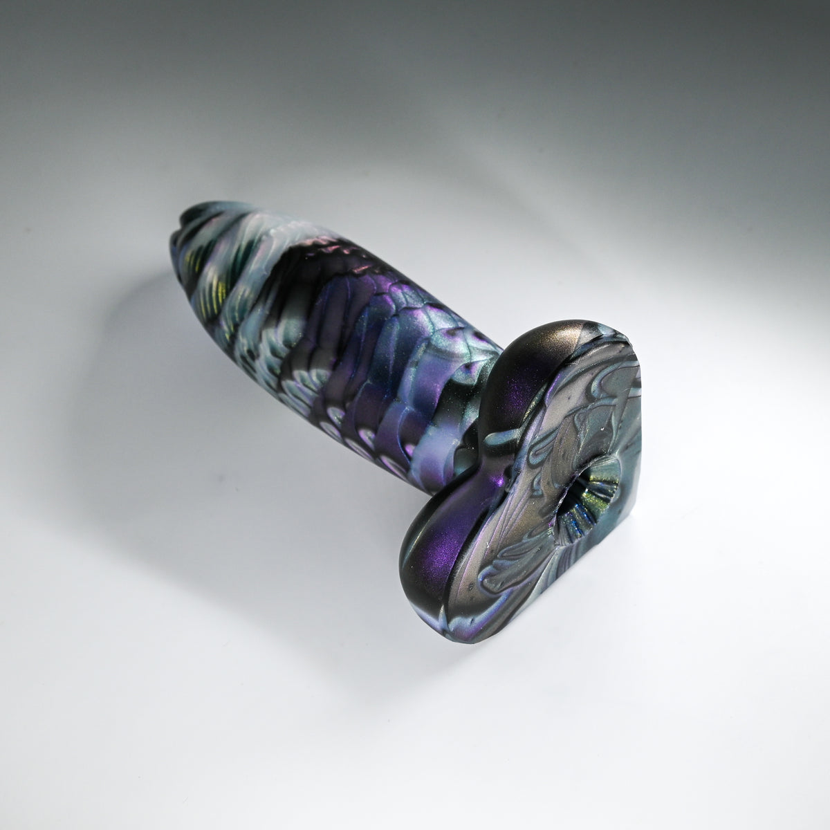 W3MKG17 Tellus Medium 0050 UV GITD GOBLIN HOLE
