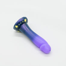 Load image into Gallery viewer, C2SKG23 Caelus Small 0030 UV GITD
