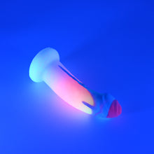 Load image into Gallery viewer, T2MHB61 Titan Small 0050 UV GITD
