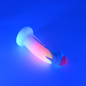 T2MHB61 Titan Small 0050 UV GITD