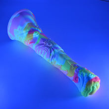 Load image into Gallery viewer, U5XJC86 Cirrus XL 0020 UV GITD *FLOP*
