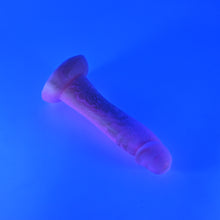 Load image into Gallery viewer, Z2SKG25 Caelus Small 0030 UV GITD
