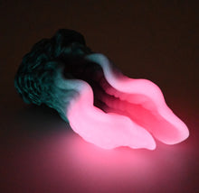 Load image into Gallery viewer, A3SFZ23 Alara Medium 0030 UV GITD
