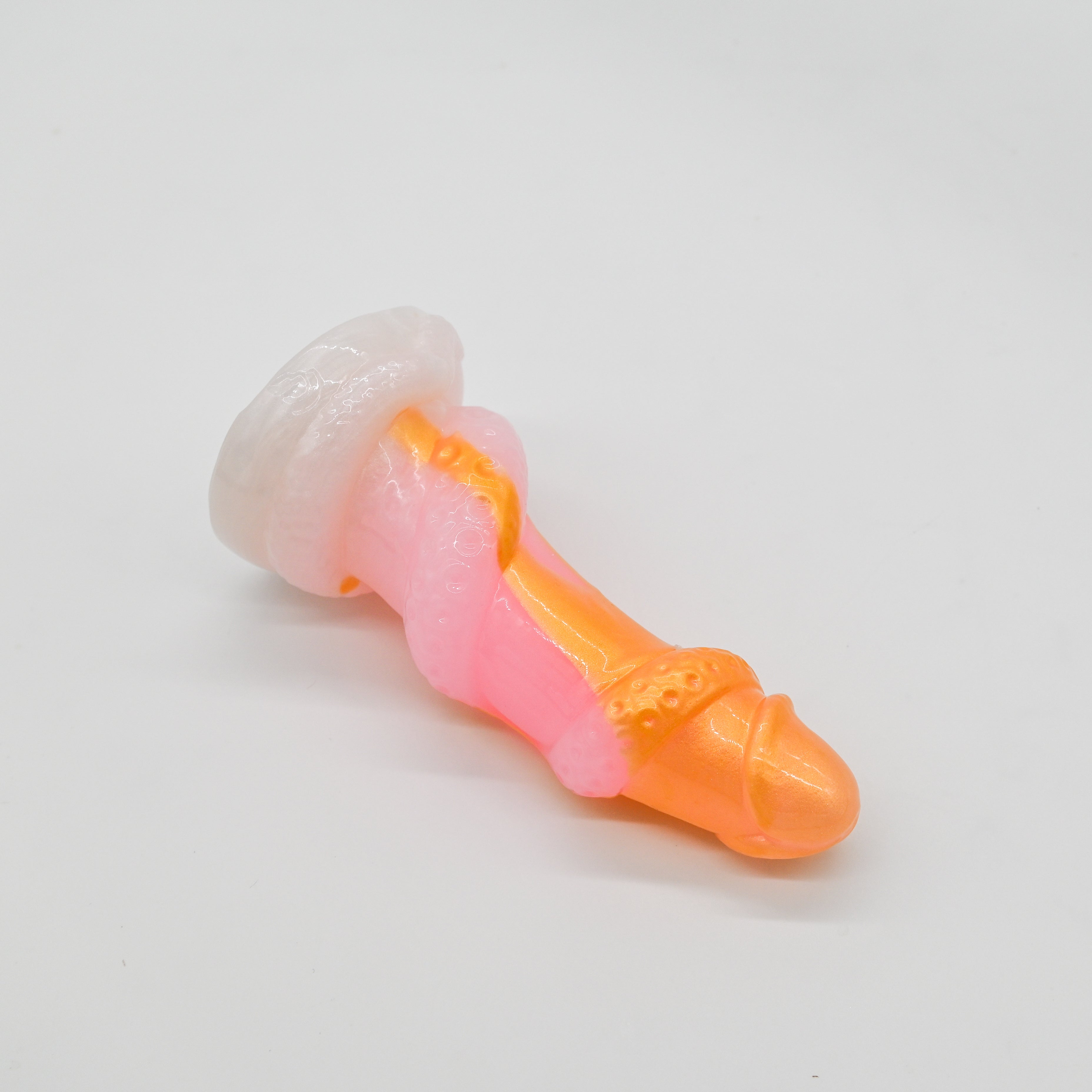 32MKE56 Celia Small 0050 UV GITD