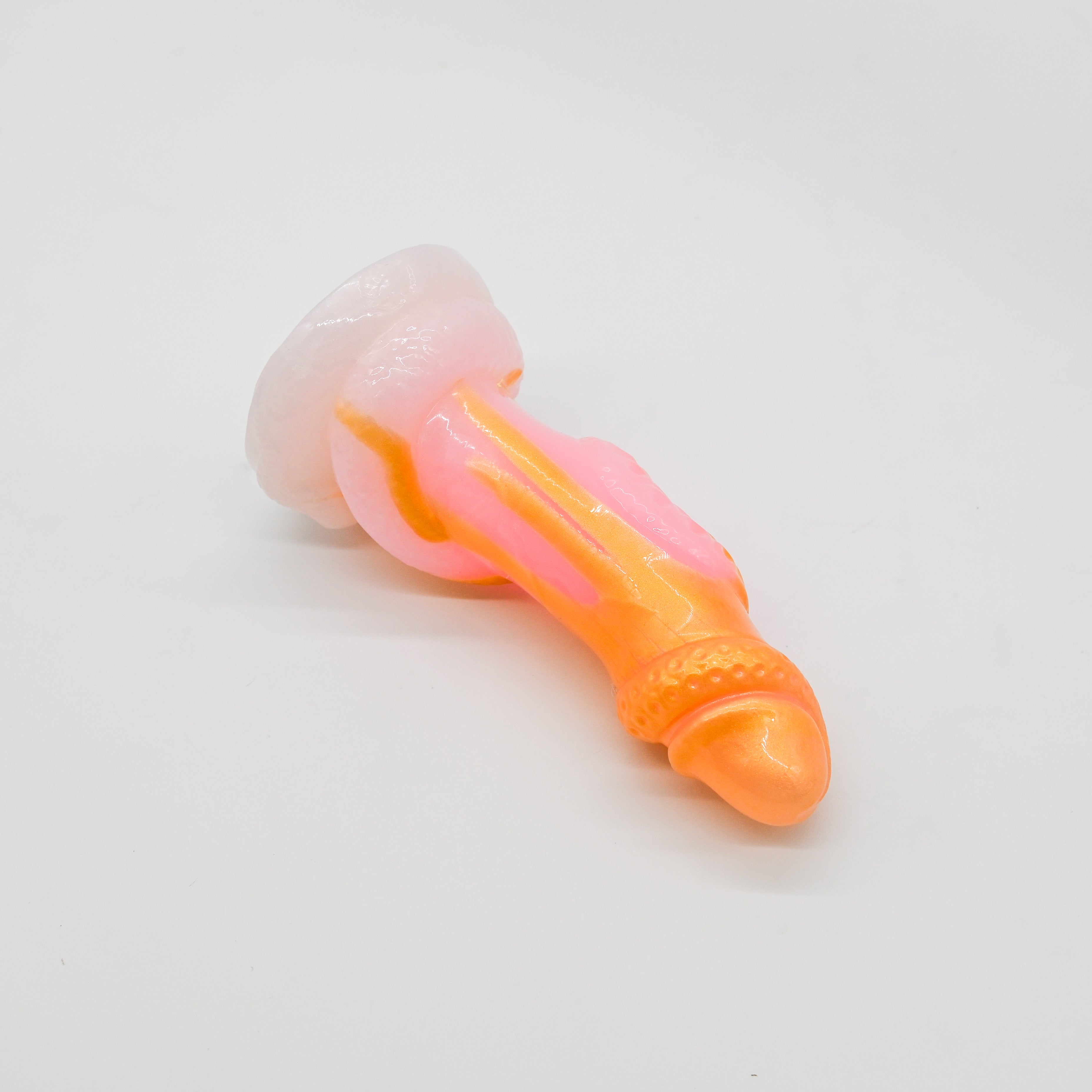 32MKE56 Celia Small 0050 UV GITD