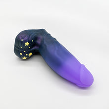 Load image into Gallery viewer, 93SKE82 Kronos Medium 0030 UV GITD GOBLIN HOLE
