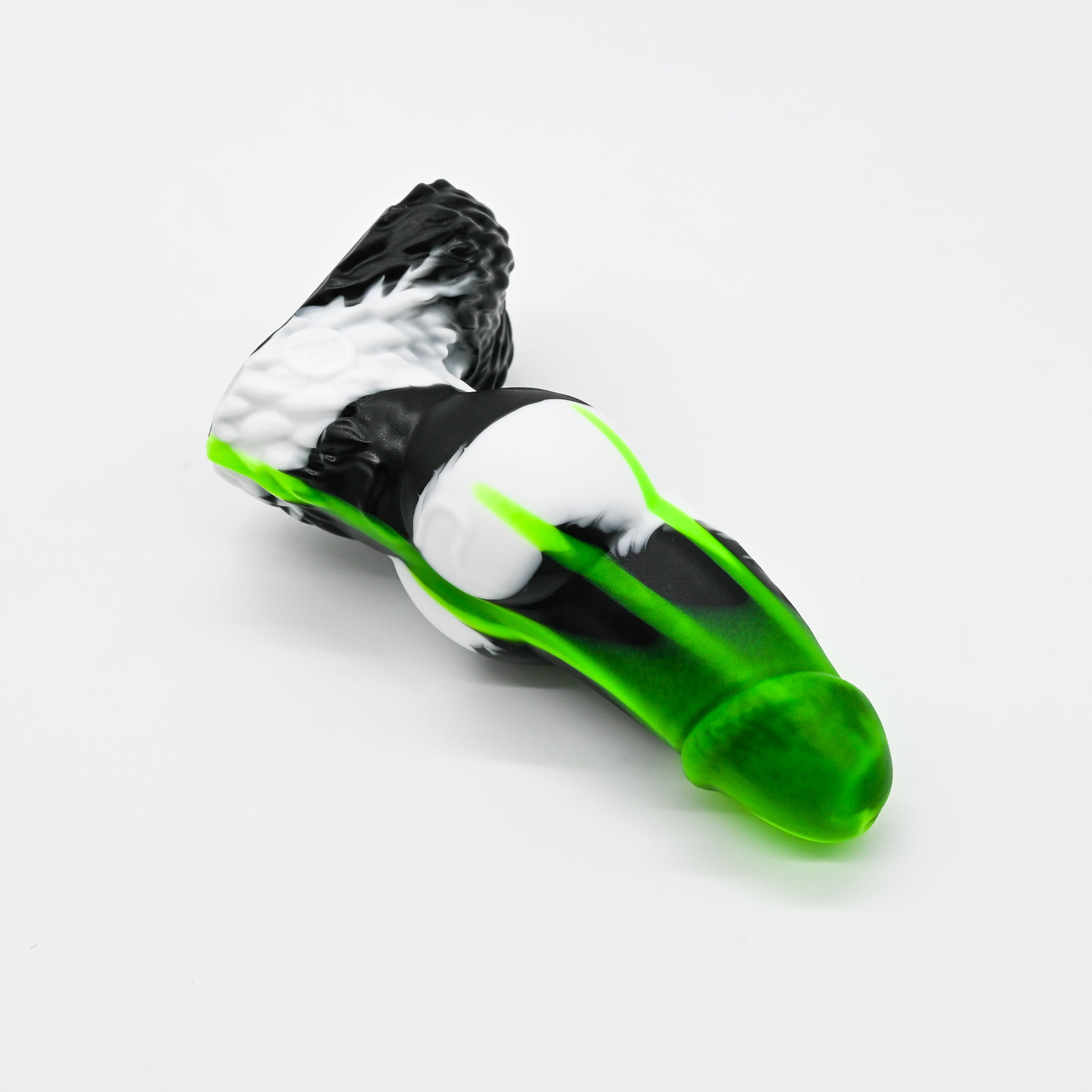 52SKE63 Jacob Small 0030 UV GITD