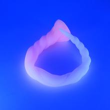 Load image into Gallery viewer, S3MJC62 Sera's Horn Medium 0050 UV GITD

