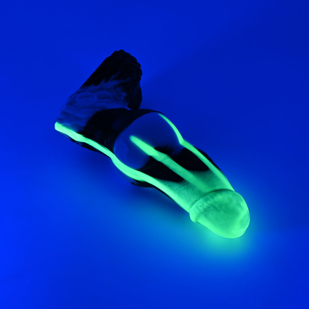 52SKE63 Jacob Small 0030 UV GITD