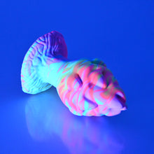 Load image into Gallery viewer, F1SDX92 Dragonfruit Plug Mini 0030 UV GITD *FLOP*
