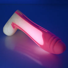 Load image into Gallery viewer, Q2MFA76 Aquus Small 0050 UV GITD
