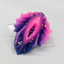 Load image into Gallery viewer, C4SJD86 Calypso Large 0030 UV GITD
