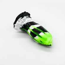 Load image into Gallery viewer, 83SKE72 Hue Medium 0030 UV GITD GOBLIN HOLE
