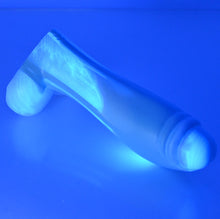 Load image into Gallery viewer, Q2SFA77 Aquus Small 0030 UV GITD
