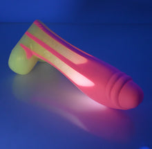 Load image into Gallery viewer, Q3MFA87 Aquus Medium 0050 UV GITD
