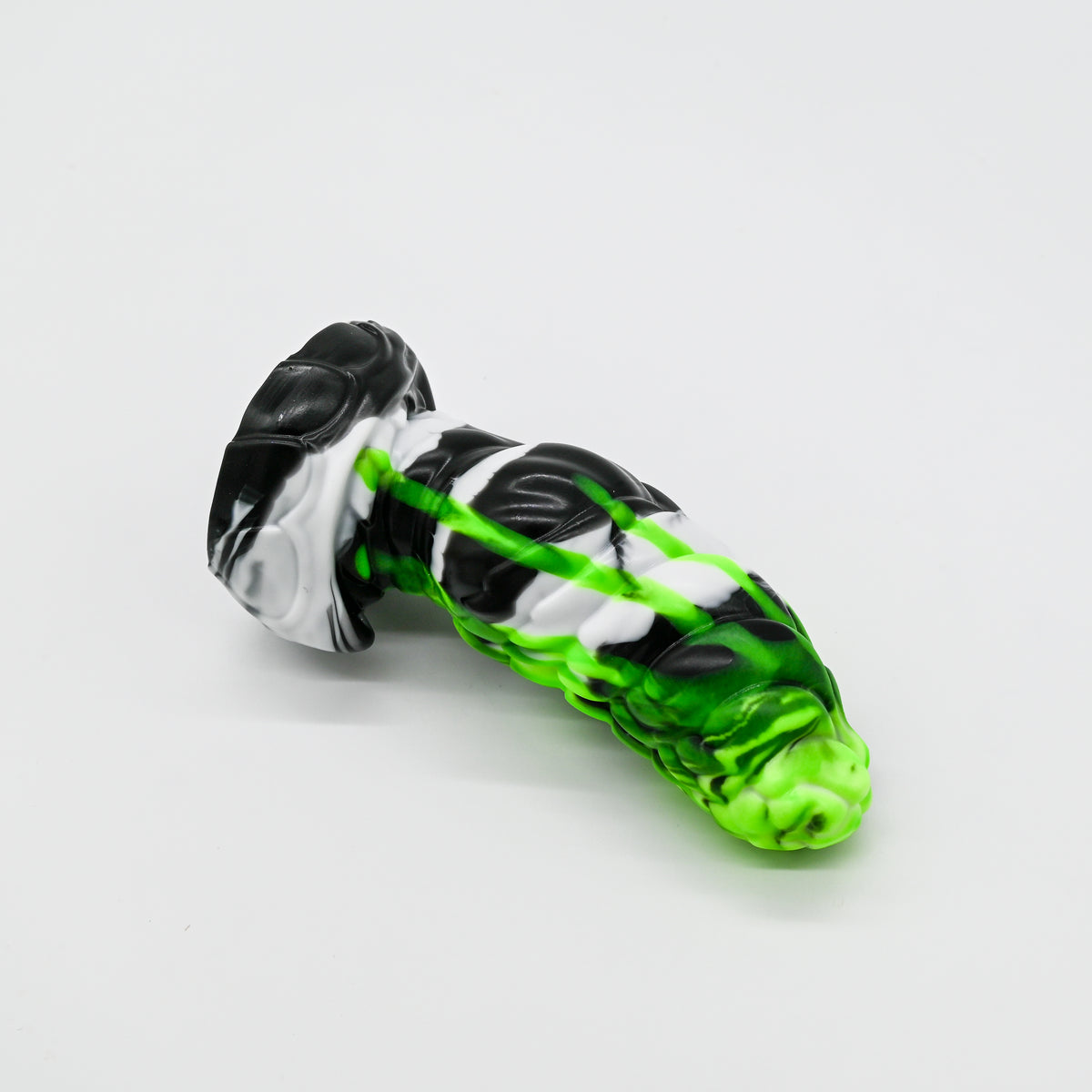 P2SKF76 Pluto Small 0030 UV GITD