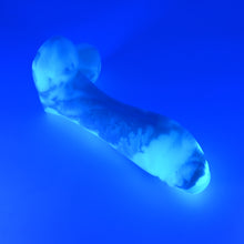 Load image into Gallery viewer, Q3MJE46 Aquus Medium 0050 UV GITD GOBLIN HOLE
