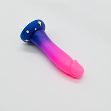 Load image into Gallery viewer, Z2SJF05 Caelus Small 0030 UV GITD
