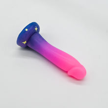 Load image into Gallery viewer, Z2SJF05 Caelus Small 0030 UV GITD
