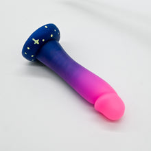 Load image into Gallery viewer, Z3SJF12 Caelus Medium 0030 UV GITD
