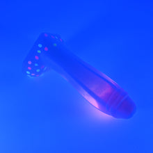 Load image into Gallery viewer, Q3SHD05u Aquus Medium 0030 UV GITD GHU
