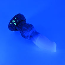 Load image into Gallery viewer, H2SHF44 Hellion Small 0030 UV GITD
