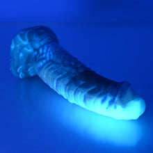Load image into Gallery viewer, T2MFB13 Titan Small 0050 UV GITD
